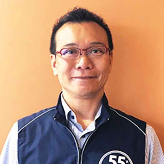 静岡営業所 所長 冨田智紀